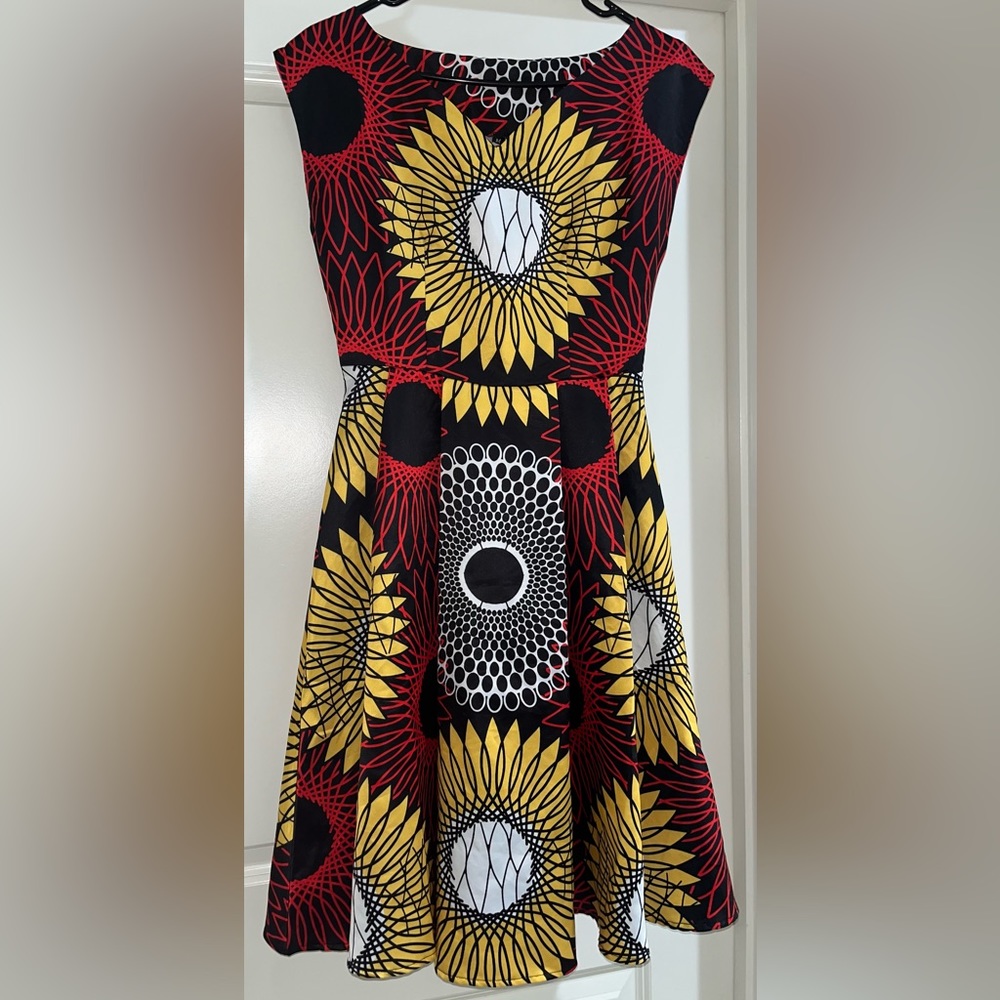 Women’s Abstract Print Dress